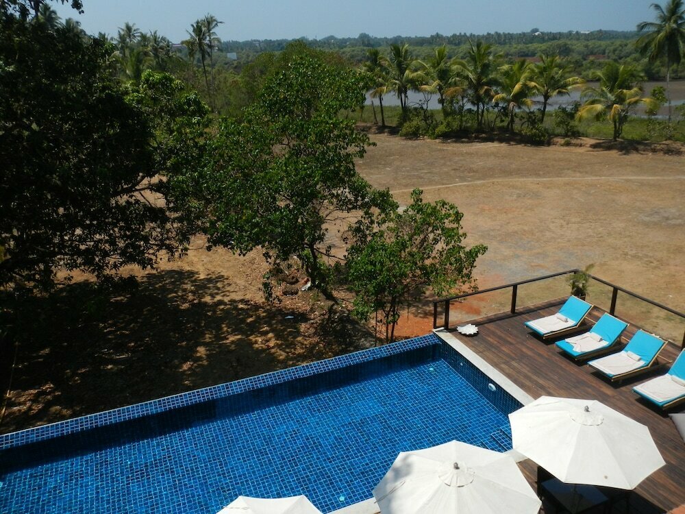 Sol De Goa by Sereno