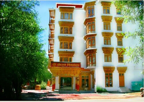 Hotel Grand Himalaya, Забронировать Отель Отели Лех с парковкой, Парковка