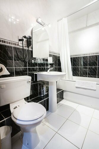 Stanton House Hotel, Забронировать Отель Суиндон Уилтшир