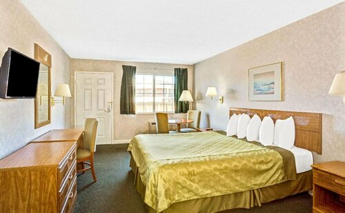 Days Inn Carson City, Book Hotel Hoteller i Nevada med parkering, Parkering