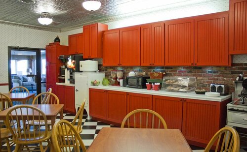 Prairie Inn, Buchen Sie Hotel Vermillion South Dakota