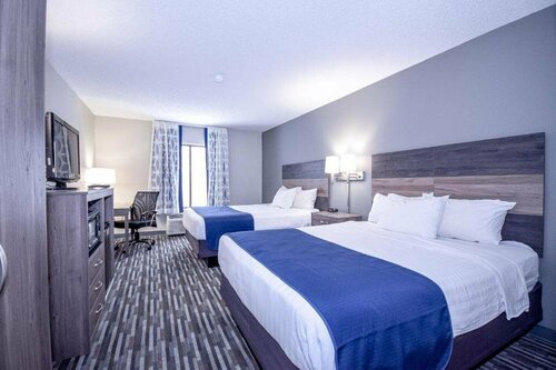 Days Inn & Suites by Wyndham Wisconsin Dells, Забронировать Отель Уисконсин-Делс The Dells, рядом с Beaver Creek Springs Aquarium