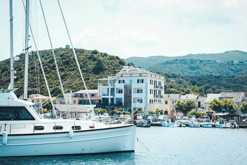 Marina Doro, Réserver Hôtel Rogliano Cap Corse
