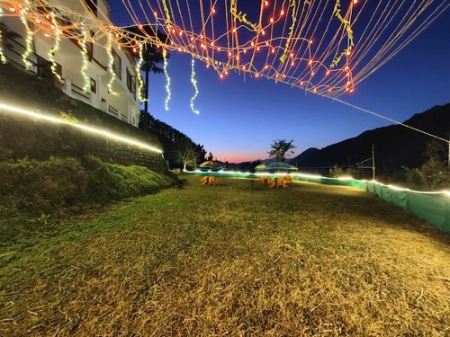 Hotel Burans & Restaurant, Buchen Sie Hotel Korba Uttarakhand