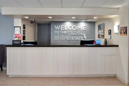 Hampton Inn Vero Beach Outlets, Забронировать Отель Отели штата Флориды 5 звезд, 5*