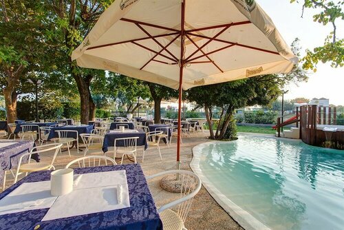 Hotel Eritrea, Забронировать Отель Отели Чезенатико 3 звезды, 3*