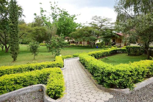 Meru View Lodge, Réserver Lodge Usa River Arusha National Park