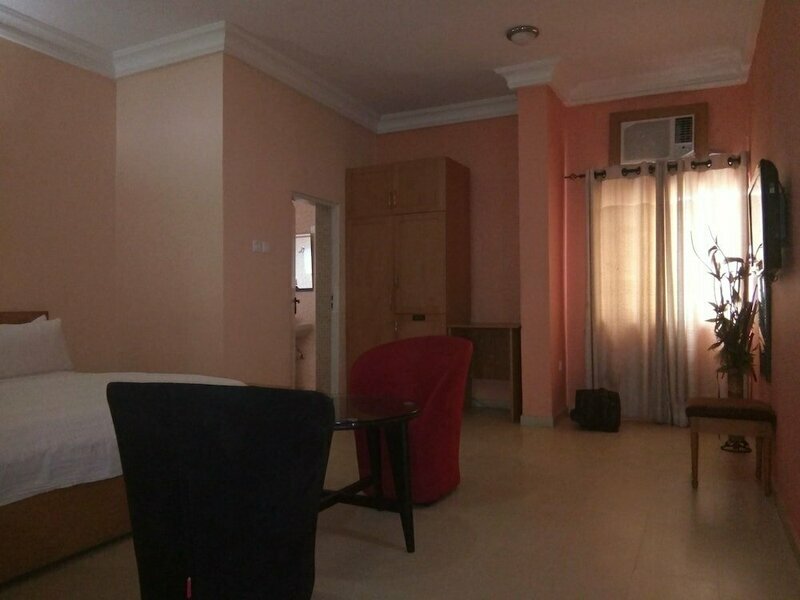 Allen Suites