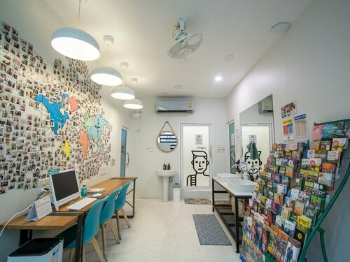 Hostel Lullaby Non-Smoking, Забронировать Хостел Хостелы Чиангмай, рядом с Ворота Чиангмая, Хостел