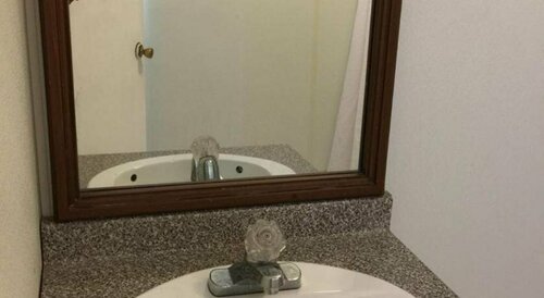 La Fontana Motel, Забронировать Мотель Отели Нью-Джерси с парковкой, Парковка