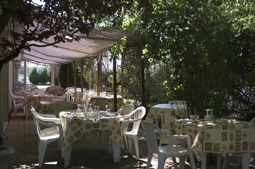 Logis Hôtel - Le Relais du Parisis, Забронировать Отель Вильпаризи Seine-et-Marne