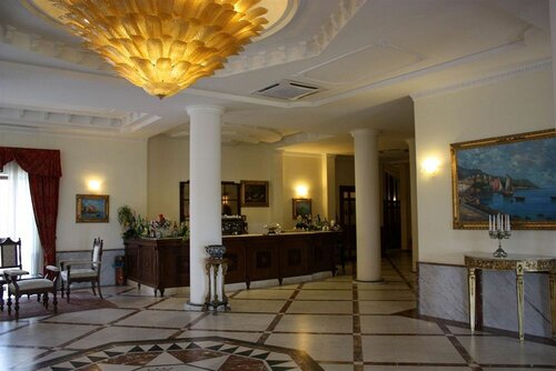 hotel pie dor, Забронировать Отель Отели Джульяно-ин-Кампанья с парковкой, Парковка