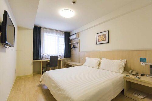 Jinjiang Inn Sanya Bay Jixiang Street Seaview, Забронировать Отель Санья Хайнань, рядом с Haiyue Plaza