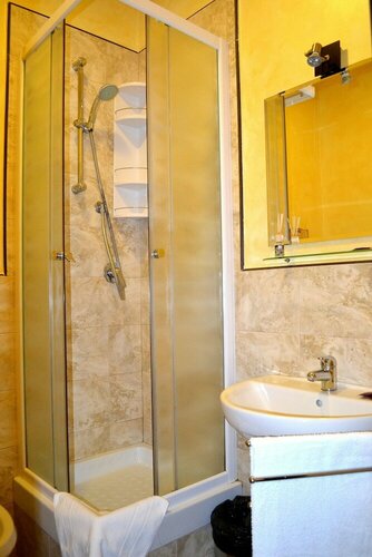 Bed And Breakfast Nonna Maria, Varaa Hotelli 3 tähden hotellit kohteessa Taranto, 3*