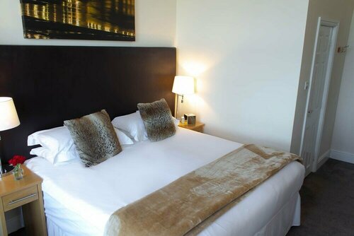 Ellan Vannin Hotel, Book Hotel Douglas Isle of Man