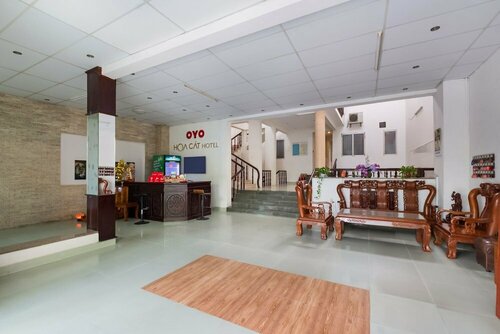 Oyo 390 Hoa Cat Hotel, Забронировать Отель Зыонгдонг Фукуок, рядом с Cau Temple