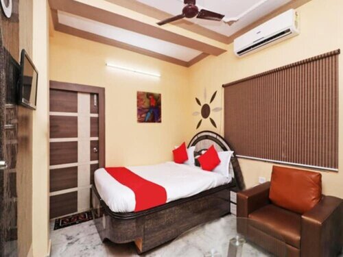Goroomgo Sanjoy Guest House Ruby Tagore Park Kolkata, Reserva ahora Hostal o pensión Hoteles en Bengala Occidental con aparcamiento, Aparcamiento