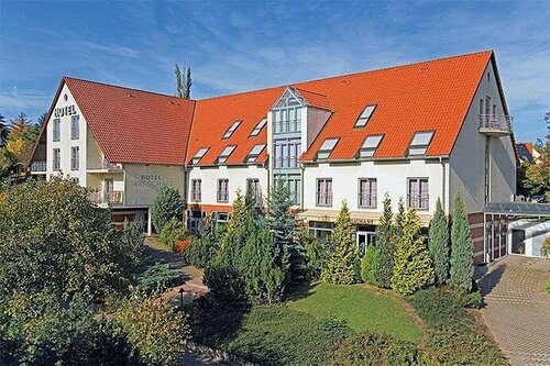 Hotel Kreischaer Hof, Забронировать Отель Отели Ore Mountains с питанием, Пансион