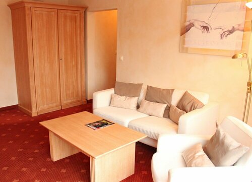 Hotel Villa Gropius, Забронировать Отель Отели земли Шлезвиг-Гольштейн 4 звезды, 4*