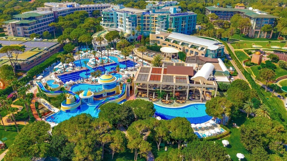 Limak Atlantis Deluxe Hotel & Resort