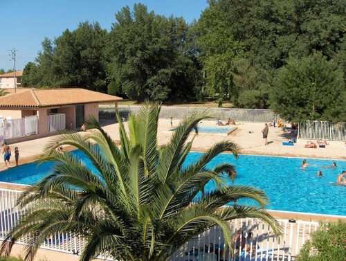 Lagrange Vacances Les Pierres de Jade, Book Hotel Hoteller i Pyrénées-Orientales med pool, Swimmingpool