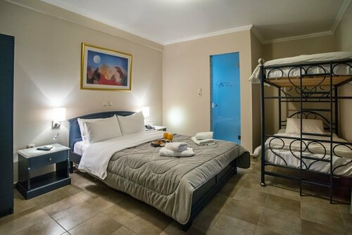Anita Hotel, Забронировать Отель Пирей 
