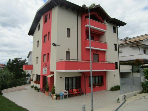 Hotel Opera, Rezervați Hotel Hoteluri în Moscufo cu piscină, Piscină