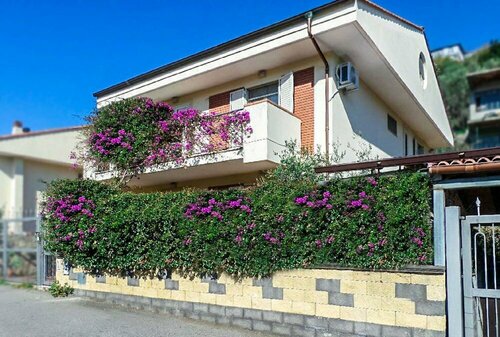 Dolce Casa n 41, Book Bed and Breakfast Savoca Sicilien
