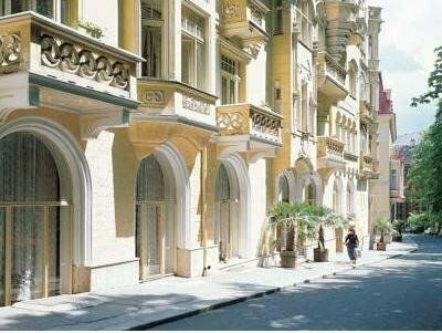 Ensana Svoboda Health Spa Hotel, Забронировать Отель Отели в центре Мареанске-Лазне, в центре, Парковка