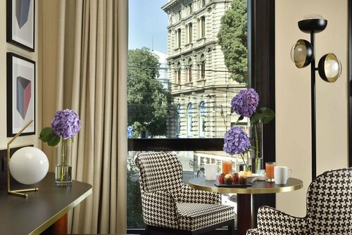 UNA Hotel Cusani, 予約 ホテル ミラノ市内中心部 ミラノ