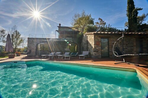 Borgo Casa al Vento, Book Landbrugsophold Hoteller i Chianti med pool, Swimmingpool