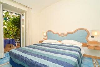 Hotel Italia - Beach Club, Забронировать Отель Бизнес-отели Казамиччола Терме, 4* 5*