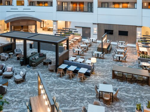 Embassy Suites by Hilton at Hot Springs Convention Center, Забронировать Отель Отели в центре Хот-Спрингса, в центре, Парковка