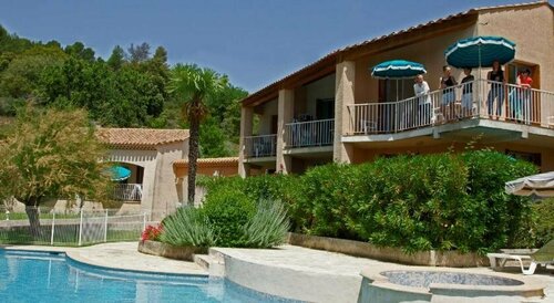 Les Hauts De Greoux, Book Hotel Hoteller i Cadarache med pool, Swimmingpool
