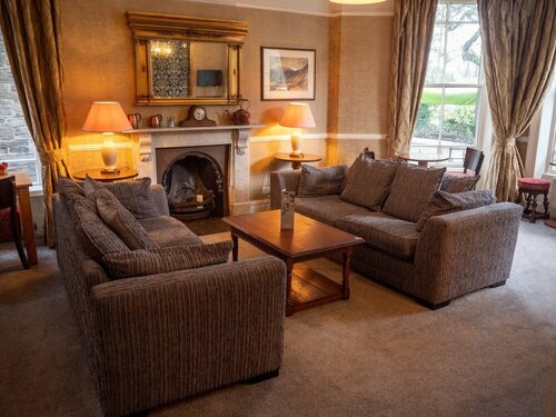 Glan Aber Hotel, Забронировать Отель Бетс-и-Койд Клоид, рядом с Железнодорожный музей в Конви-Вэлли