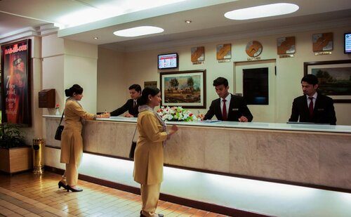 Hotel Mehran, Varaa Hotelli 3-tähden hotellit Karachi:ssä, 3*