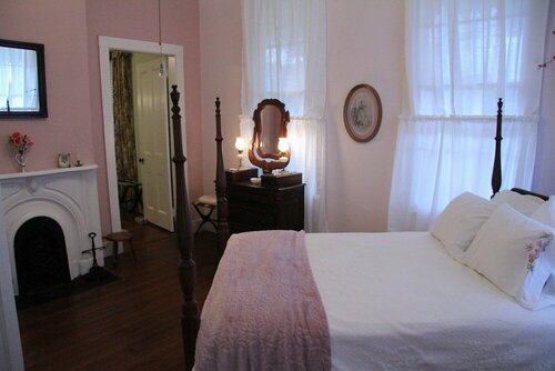 Riverboat Bed & Breakfast, Book Bed and Breakfast Natchez hoteller med morgenmad, Morgenmad