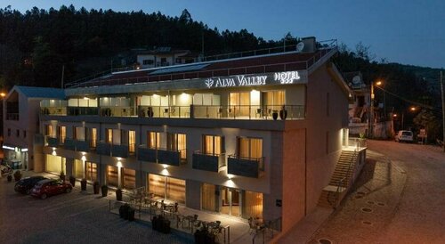 Alva Valley Hotel, Забронировать Отель Аво (Оливейра-ду-Ошпитал) Aldeias do Xisto