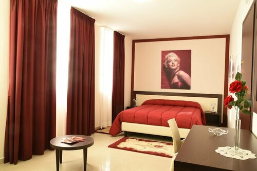 Merylinn Guest House, Забронировать Гостевой дом Отели Баттипалья по системе «всё включено», Всё включено