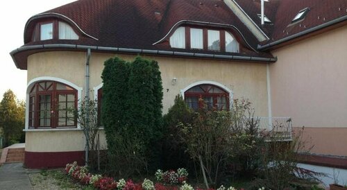 BA-S-HA Villa Panzio, Забронировать Вилла Виллы Хевиз, Вилла