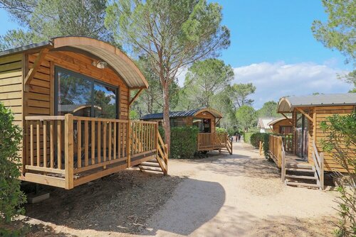 Huttopia Fontvieille, Rezervovat Kemp Fontvieille Alpilles