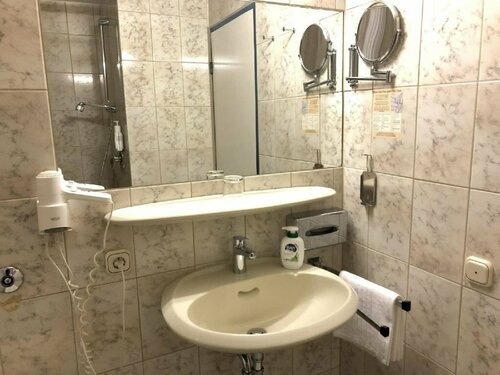 PR Parkhotel-Rheydt, Забронировать Отель Мёнхенгладбах 