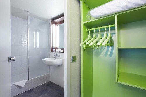 Campanile Villejust - za Courtaboeuf, Book Hotel Villejust Essonne