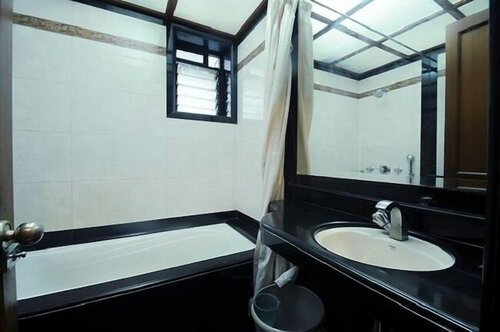 Hotel Dwaraka Residency, Забронировать Отель Отели Тхана с парковкой, Парковка