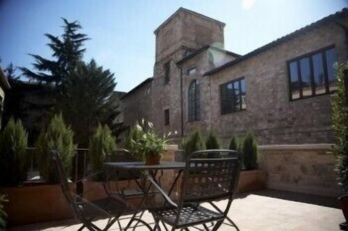 Hotel & Residenza 100 Torri, Rezerwuj Hotel Hotele w Romagna z parkingiem, Parking