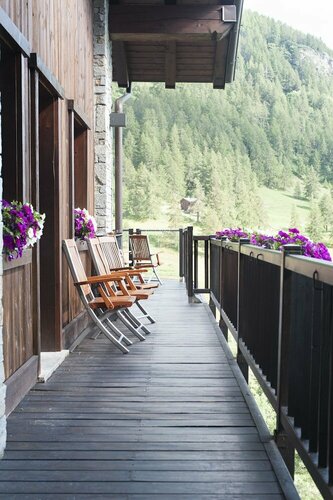 Maison Cly, Забронировать Отель Бизнес-отели Червиния, 4* 5*