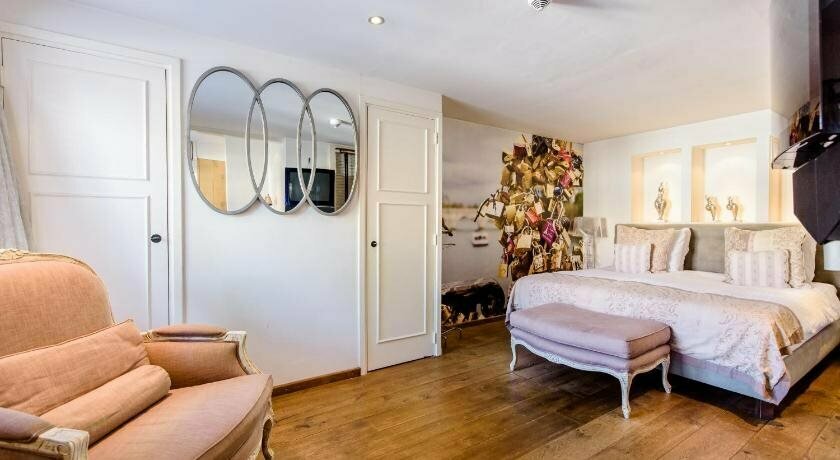 Luxury Vintage Hotel Villa Beukenhof