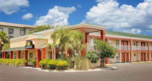 Days Inn by Wyndham Fort Walton Beach, Забронировать Отель Отели Форт-Уолтон-Бич с завтраком, Завтраки