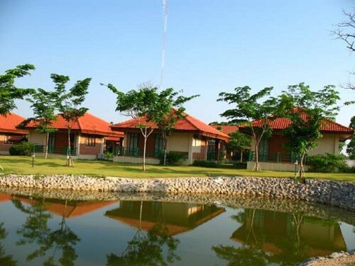 See Stars & Forest Resort, Varaa Hotelli 3-tähden hotellit Zone 57:ssä, 3*