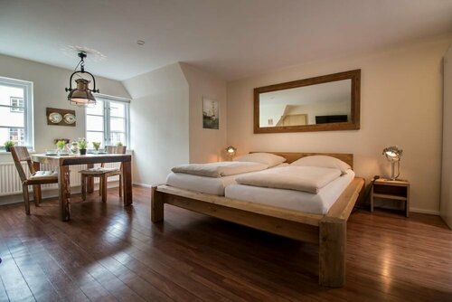 fewo1846 - Kajuete am Nordermarkt - maritim eingerichtetes Studio-Apartment im Stadtzentrum, Забронировать Апартаменты/квартира Фленсбург земля Шлезвиг-Гольштейн, рядом с Фленсбургская гавань